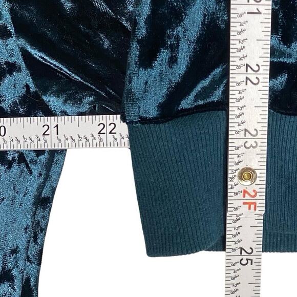 Velvet‎ Whimsigoth Top Womens M Teal Retro Glam Dark Romantic Fairygoth Witchy - Picture 6 of 7